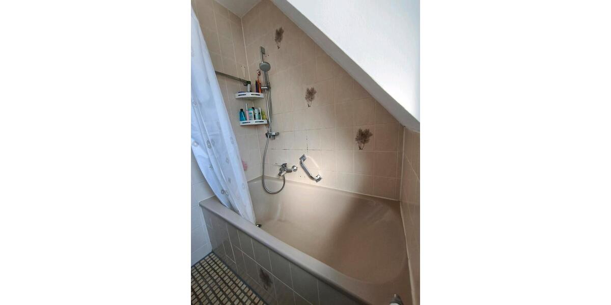 Dachgeschoßwohnung Stuttgart Sillenbuch - 2 Zimmer, 43 m&sup2;, 920&euro; | Angebot:26296431