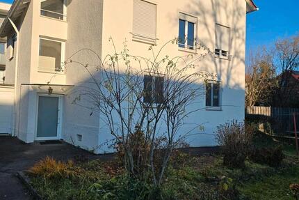 Wohnhaus mit 3 Wohnungen n 70619 provisionsfrei zu verkaufen zimmer