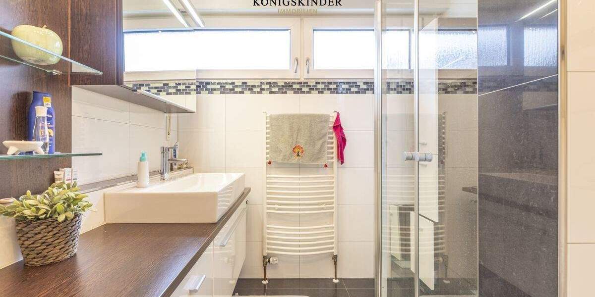 Doppelhaushälfte Ebersbach an der Fils Ebersbach - 7 Zimmer, 193 m&sup2;, 599.000&euro; | Angebot:25671731