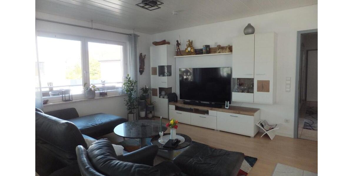 Hochparterre Waiblingen Beinstein - 4.5 Zimmer, 130 m&sup2;, 585.000&euro; | Angebot:26398822