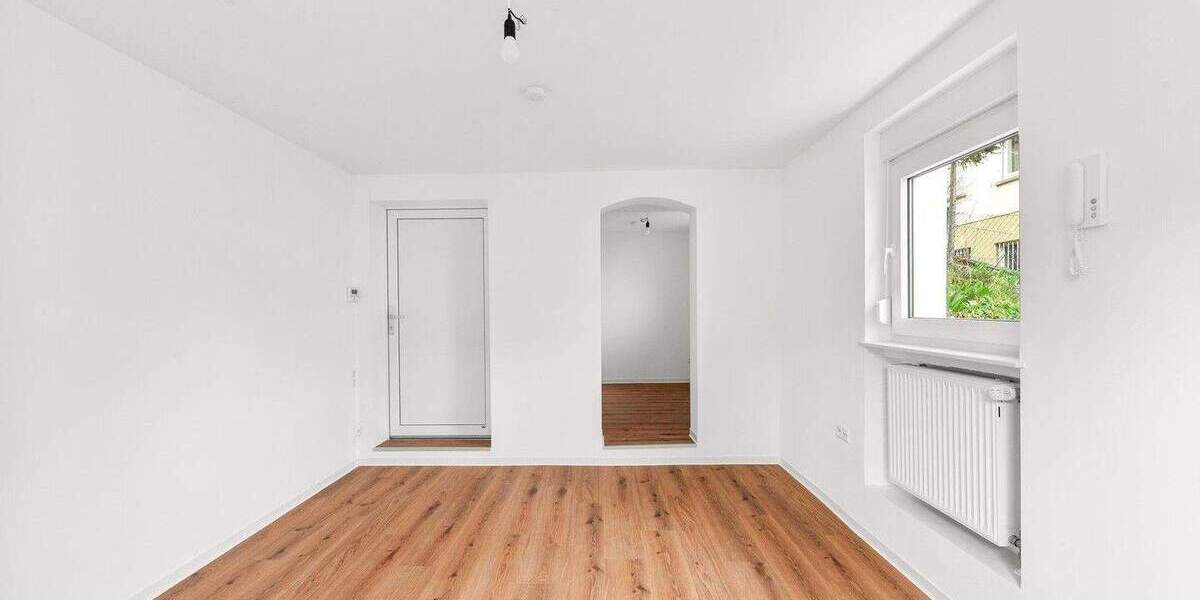 Etagenwohnung Stuttgart Süd - 2 Zimmer, 40 m&sup2;, 220.000&euro; | Angebot:25778398