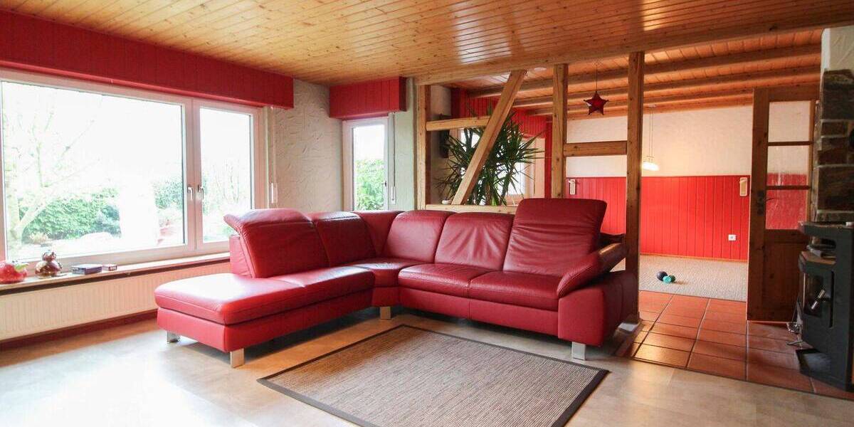 Reihenmittelhaus Stuttgart Steckfeld - 9 Zimmer, 208 m&sup2;, 765.000&euro; | Angebot:26319304