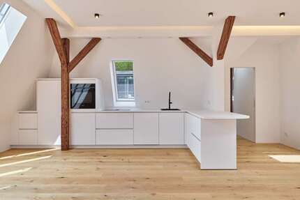 Wohnung zum Mieten in Stuttgart Stuttgart-Mitte 3.300 € 115 m²