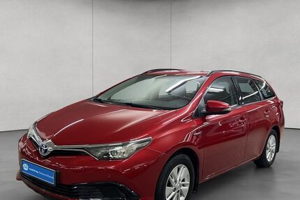 Toyota Auris 50.496 km 13.490 € Filderstadt 70794