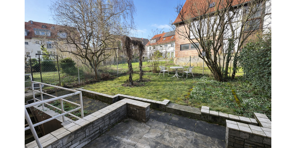 Mehrfamilienhaus, Wohnhaus Stuttgart Degerloch - 8 Zimmer, 181 m&sup2;, 749.000&euro; | Angebot:25836698