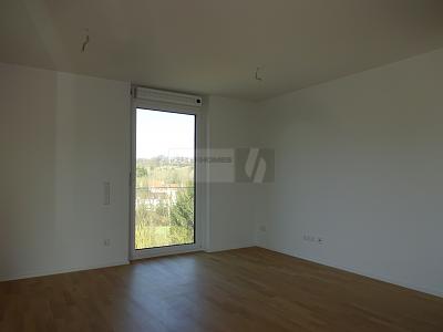 HELL UND HOCHWERTIG - MIT AUSSICHT - Etagenwohnung Stuttgart Birkach Birkach | Angebot:26919346