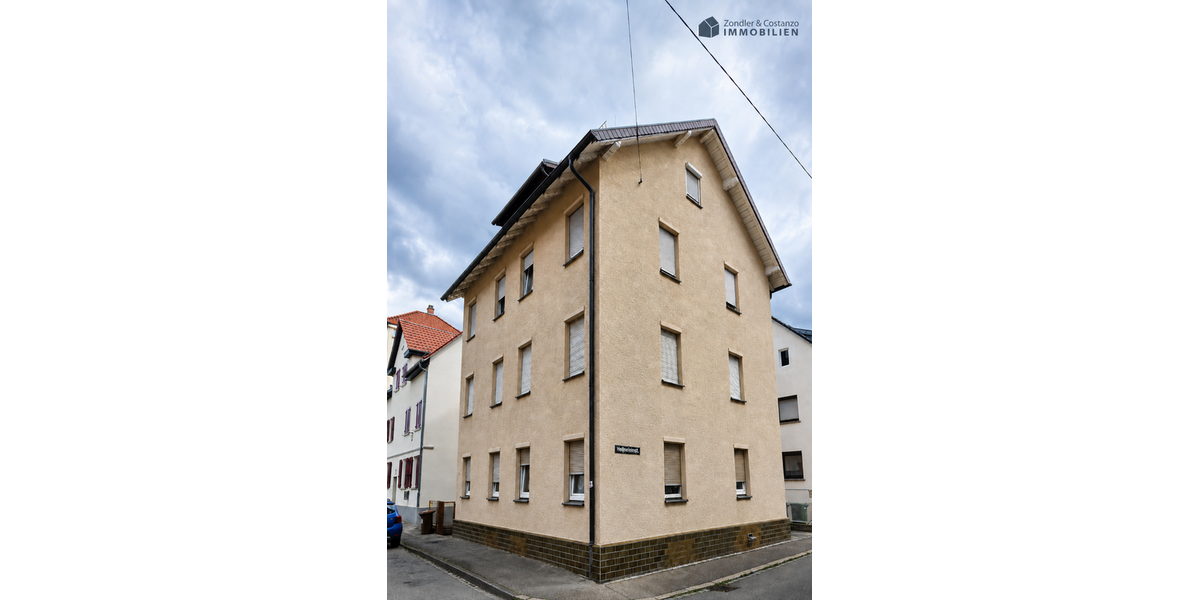 Einfamilienhaus Stuttgart Luginsland - 11 Zimmer, 192 m&sup2;, 529.000&euro; | Angebot:27249964