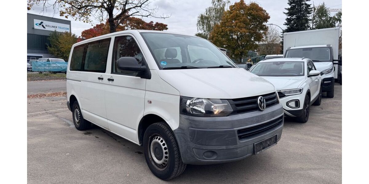 VW T5 Transporter 172.876 km 9.399 &euro; Korntal-Münchingen 70825