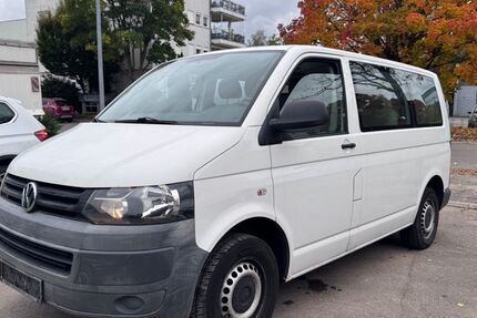 VW T5 Transporter 172.876 km 9.698 &euro; Korntal-Münchingen 70825