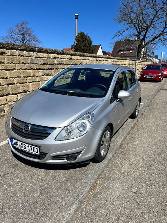 Opel Corsa 83.000 km 3.990 € Weinstadt 71384