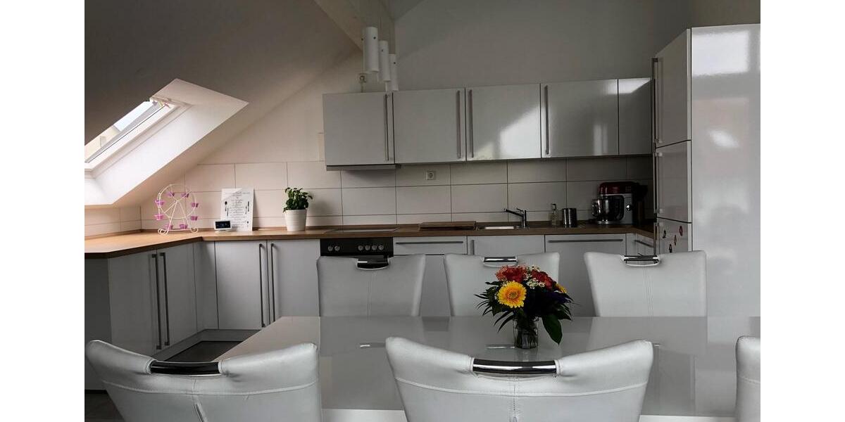 Einfamilienhaus Ludwigsburg Oßweil - 4.5 Zimmer, 142 m&sup2;, 2.030&euro; | Angebot:25322403