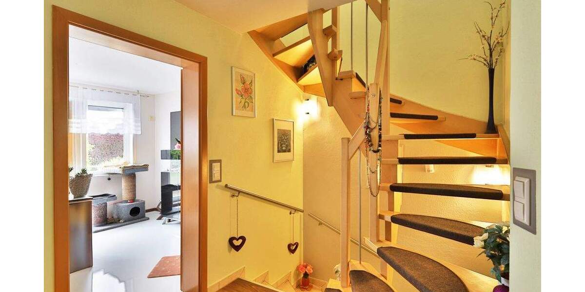 Reihenmittelhaus Aichtal-Neuenhaus Neuenhaus - 4 Zimmer, 103 m&sup2;, 450.000&euro; | Angebot:24112985