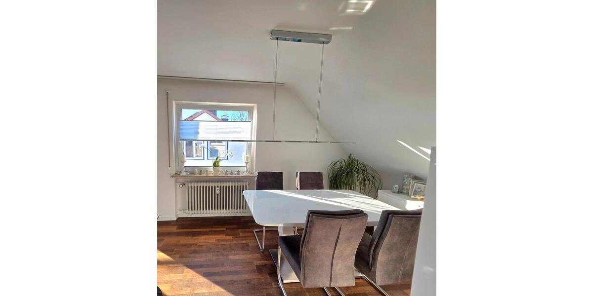 Dachgeschoßwohnung Stuttgart Neuwirtshaus - 3.5 Zimmer, 86 m&sup2;, 399.000&euro; | Angebot:26052030