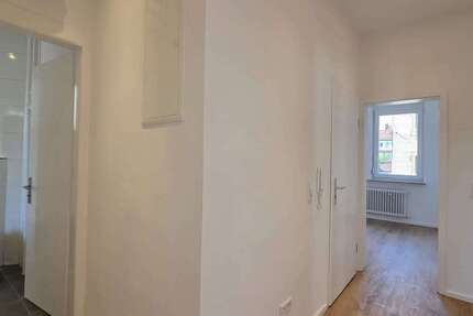 Wohnung Stuttgart Zuffenhausen - 3 Zimmer, 79 m&sup2;, 1.250&euro; | Angebot:27087025