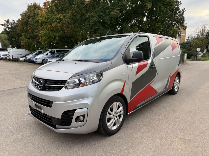 Opel Vivaro 98.000 km 12.900 € Ebersbach an der Fils 73061