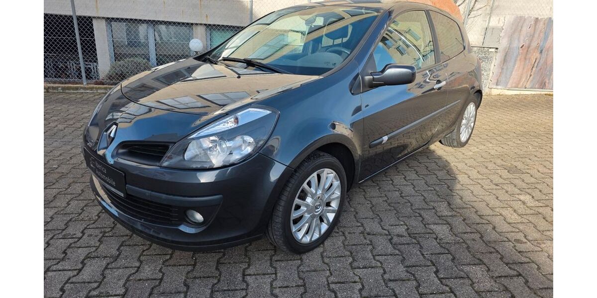 Renault Clio 181.591 km 2.990 &euro; Nufringen 71154