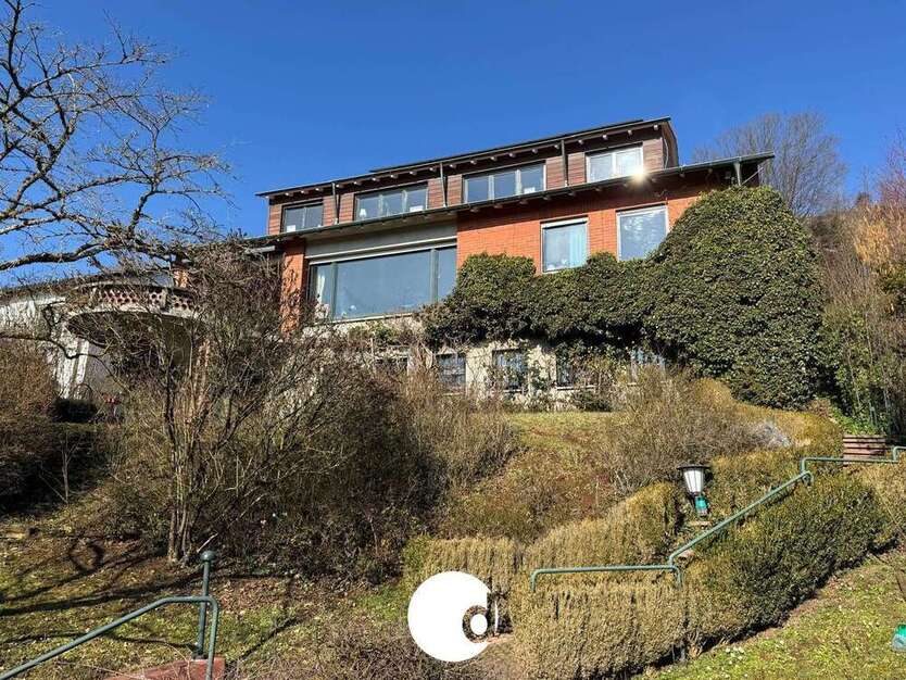 Haus zum Kaufen in Stuttgart 2.390.000 € 295 m²