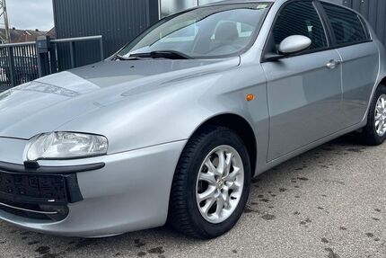 Alfa Romeo 147 156.500 km 3.150 &euro; Asperg / Stuttgart 71679