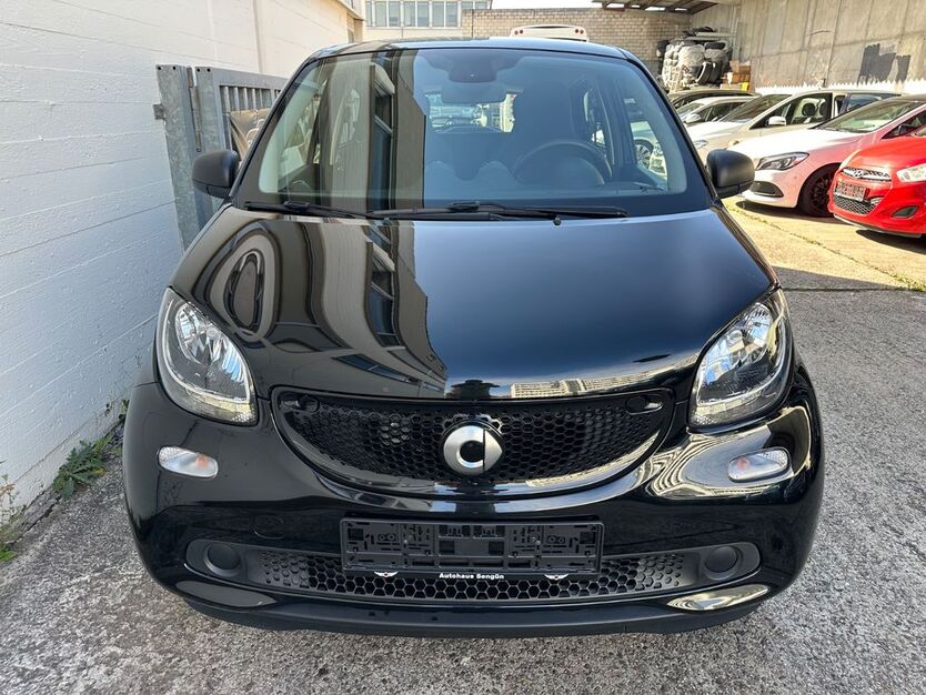 Smart ForFour 33.000 km 12.799 € Filderstadt 70794