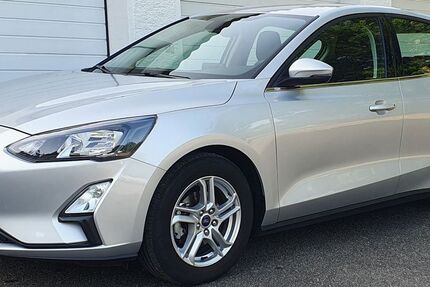 Ford Focus 24.000 km 14.500 € Sindelfingen bei Stuttgart 71067