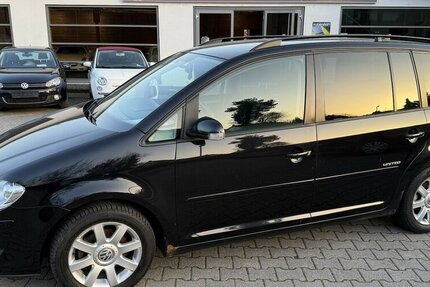 VW Touran 2.0 TDI BM United *Navi,7 Sitzer,18´´Alu* 342.000 km 3.350 &euro; Schorndorf 73614