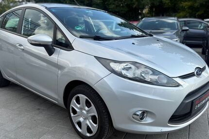 Ford Fiesta 154.306 km 3.500 &euro; Fellbach 70736