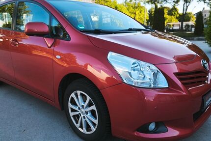 Toyota Verso 171.886 km 5.650 &euro; Fellbach 70736