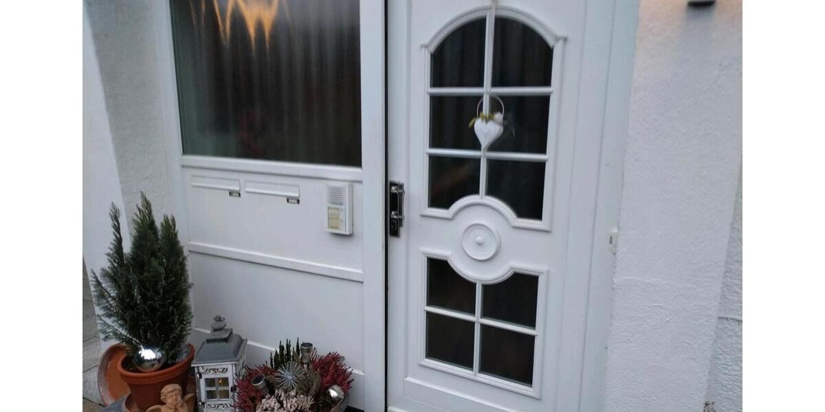 Dachgeschoßwohnung Winnenden - 2.5 Zimmer, 73 m&sup2;, 1.000&euro; | Angebot:25173145