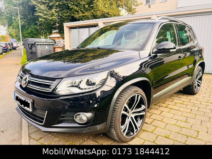 VW Tiguan 112.500 km 17.990 € Esslingen am Neckar 73730
