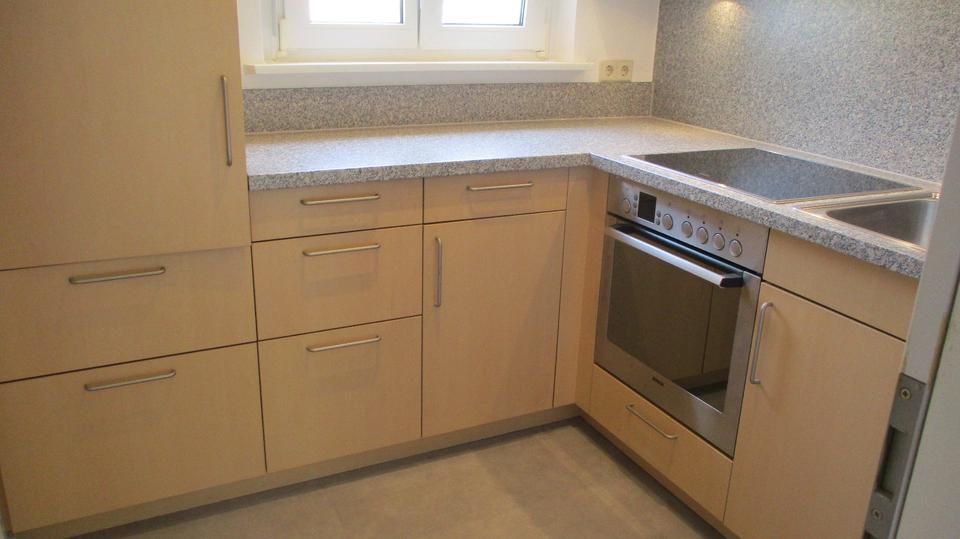 Degerloch 2,5 Zi. mit Küche, Balkon, Gäste-WC usw. provisionsfrei 2.5 zimmer