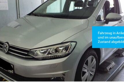 VW Touran 75.822 km 25.230 &euro; Stuttgart-Wangen 70188