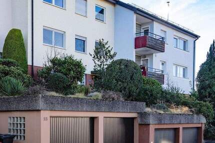 Reserviert!--Exklusiv in Stuttgart-Rohr - Vierfamilienhaus in bester Halbhöhenlage. 7 zimmer