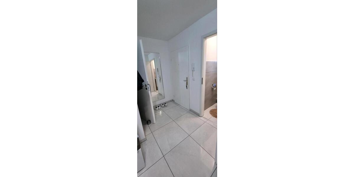 Erdgeschoßwohnung Sachsenheim - 3 Zimmer, 75 m&sup2;, 335.000&euro; | Angebot:25992123