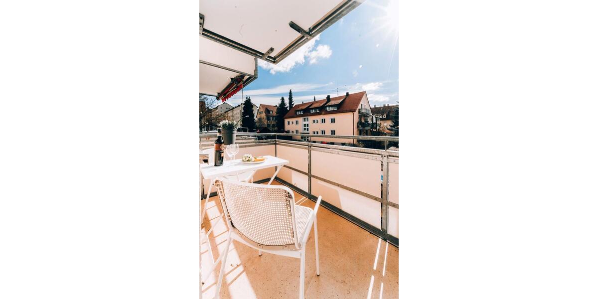Etagenwohnung Stuttgart Luginsland - 1.5 Zimmer, 30 m&sup2;, 1.100&euro; | Angebot:26312702