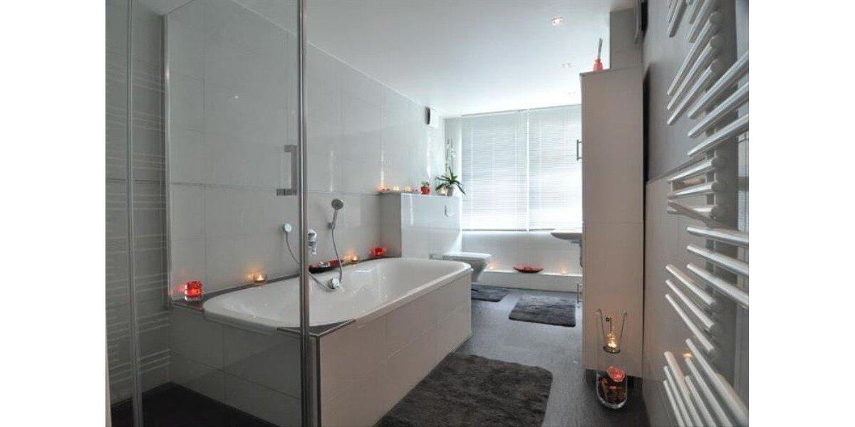 Erdgeschoßwohnung Stuttgart Bad Cannstatt - 7 Zimmer, 160 m&sup2;, 550.000&euro; | Angebot:27256457