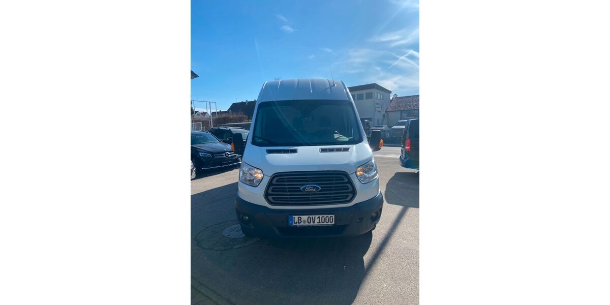 Ford Transit 183.000 km 12.600 € Asperg 71679