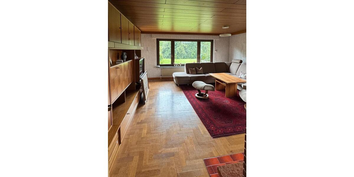 Einfamilienhaus Allmersbach im Tal - 8 Zimmer, 198 m&sup2;, 650.000&euro; | Angebot:26985874