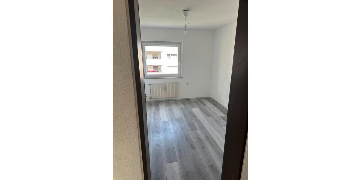 Etagenwohnung Gärtringen - 3 Zimmer, 84 m&sup2;, 269.000&euro; | Angebot:26907981