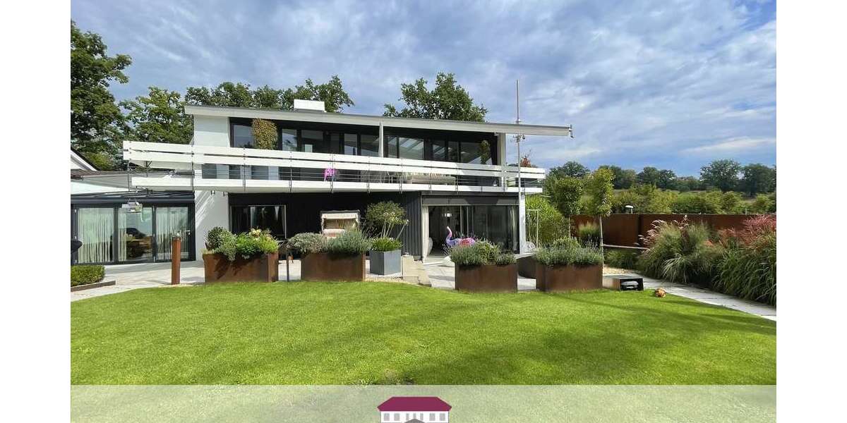 Haus zum Kaufen in Stuttgart 1.750.000 € 200 m² 5 zimmer