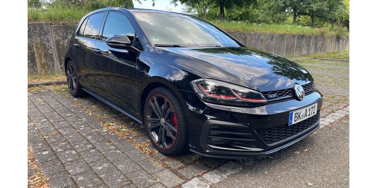 VW Golf 132.000 km 17.000 € Leutenbach 71397