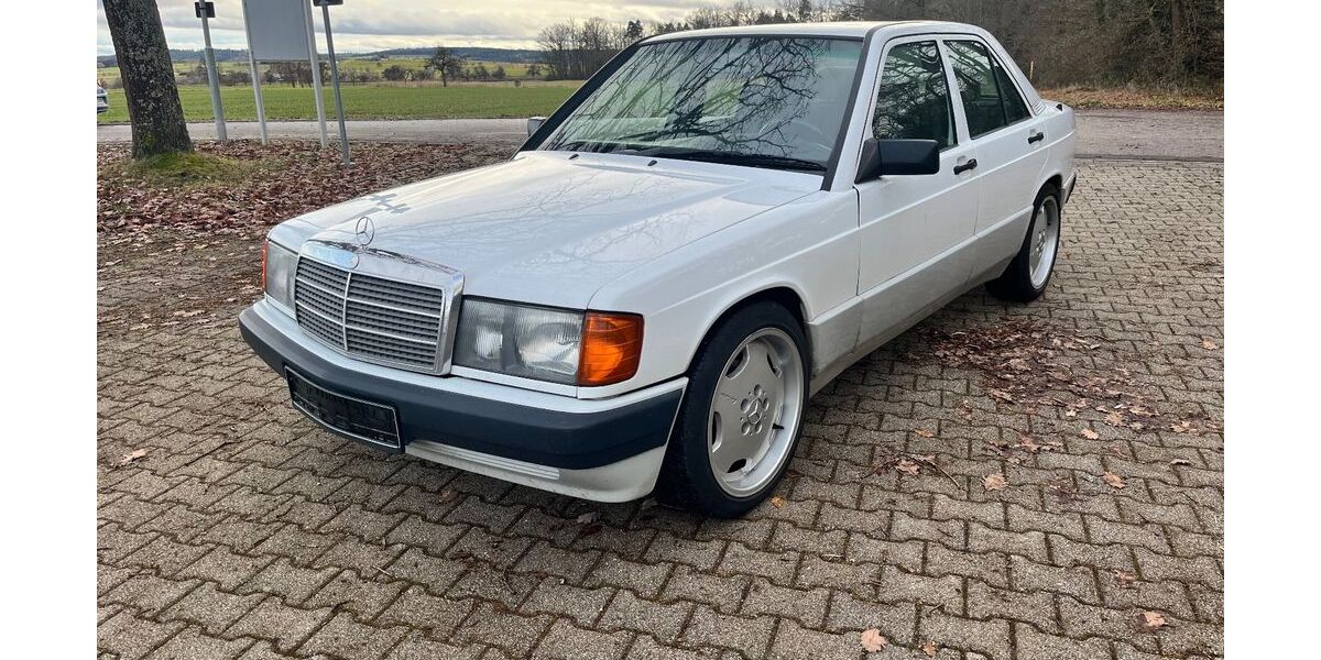 Mercedes-Benz 190 166.000 km 5.900 € Neuhausen-Pforzheim 75242