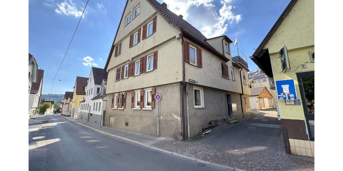 Einfamilienhaus Stuttgart Luginsland - 13 Zimmer, 317 m&sup2;, 695.000&euro; | Angebot:23496665