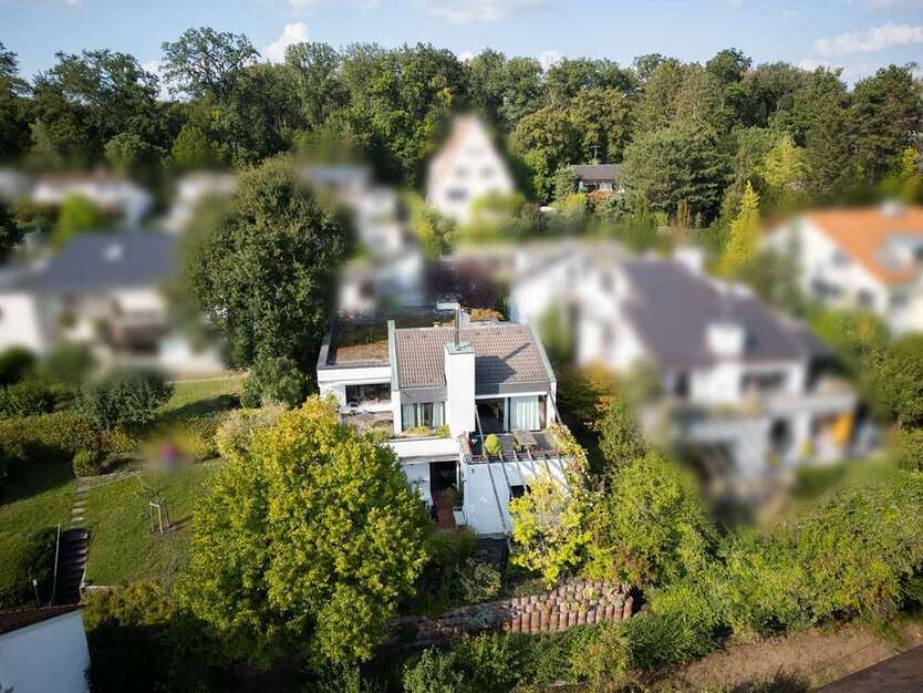 Haus zum Kaufen in Korntal 1.280.000 € 286 m²
