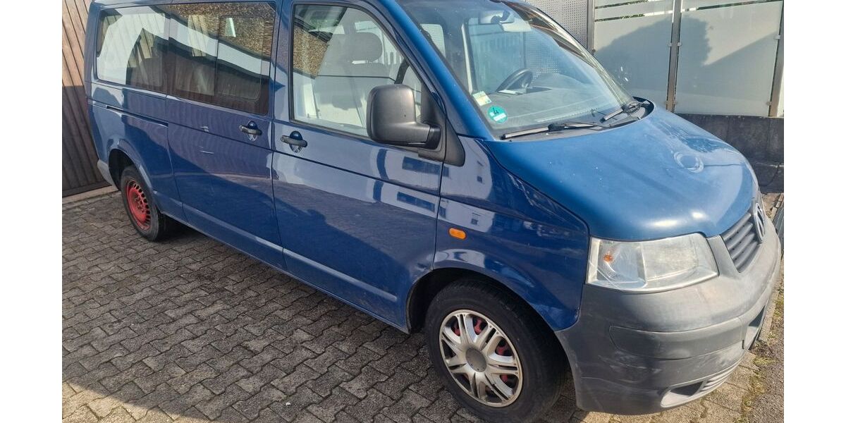 VW T5 Transporter 210.000 km 4.499 € Weinstadt 71384