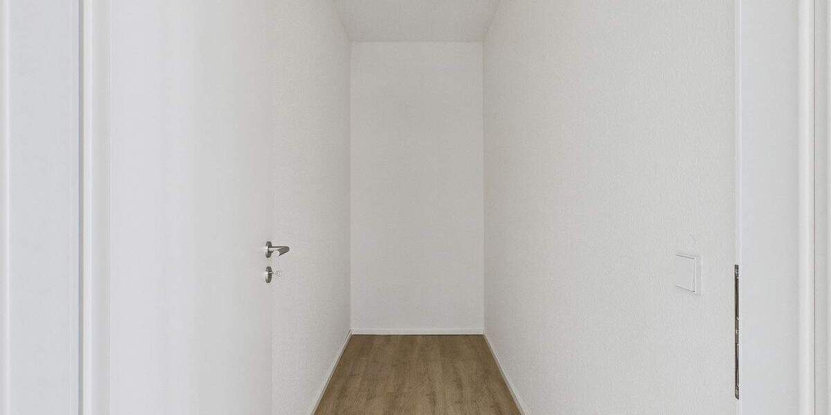 Etagenwohnung Sindelfingen Ost - 2 Zimmer, 71 m&sup2;, 1.330&euro; | Angebot:25797655