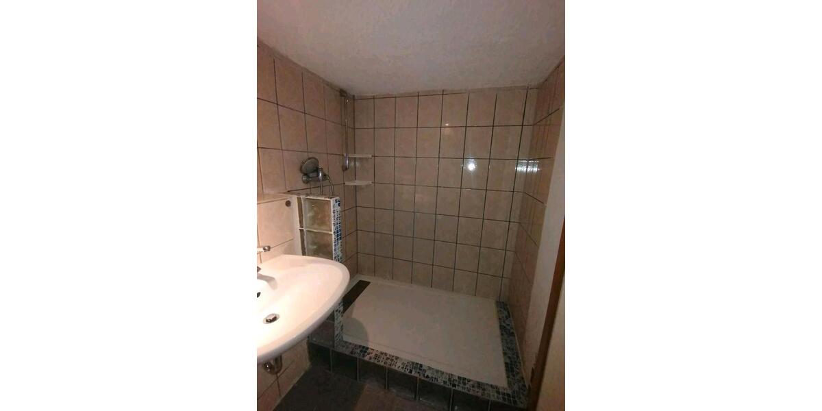 Doppelhaushälfte Nürtingen - 13 Zimmer, 210 m&sup2;, 430.000&euro; | Angebot:25991197