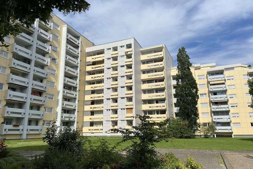Wohnung zum Kaufen in Stuttgart 335.000 € 82.1 m²