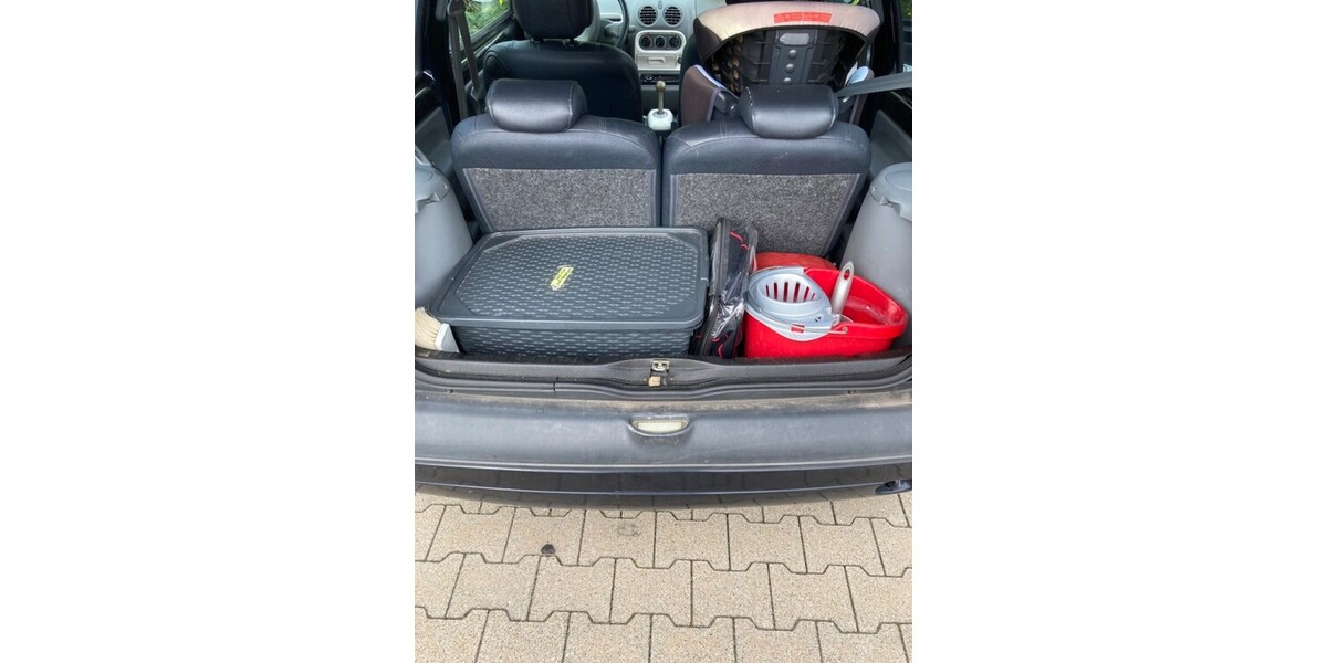 Renault Twingo 148.000 km 1.800 € Ditzingen 71254