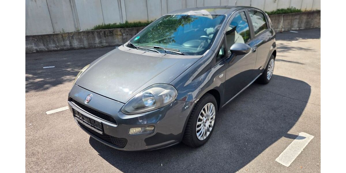 Fiat Punto 153.784 km 2.600 &euro; Stuttgart 70437