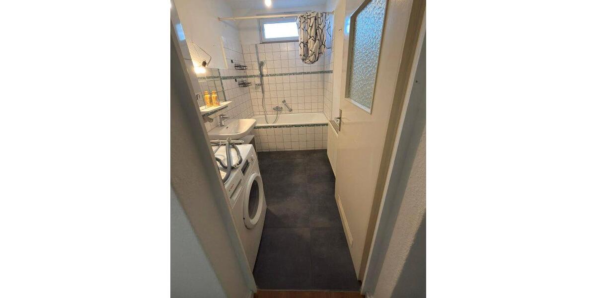 Erdgeschoßwohnung Stuttgart Stuttgart-Ost - 3 Zimmer, 80 m&sup2;, 1.300&euro; | Angebot:26289279